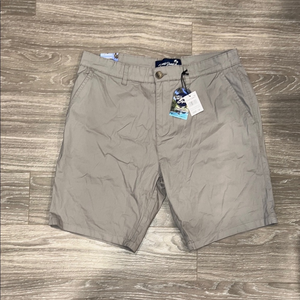 Gray Flat Front Shorts with Textured Fabric- Desert Dunes. Size 34. NWT